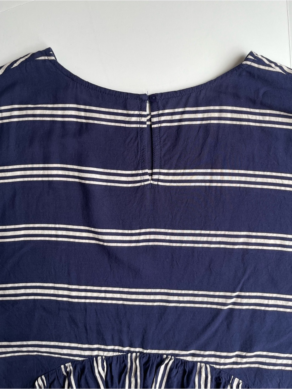 Zara Ruffle Hem Top - Picture 11 of 13